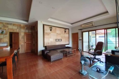 Villa in Pattaya, Thailand 3 bedrooms № 159874 - photo 7