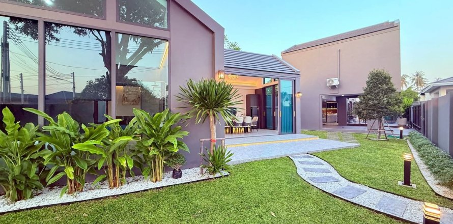 Villa à Pattaya, Thaïlande 4 chambres № 159878