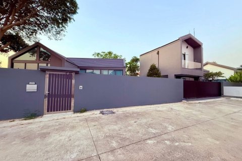 Villa à Pattaya, Thaïlande 4 chambres № 159878 - photo 16