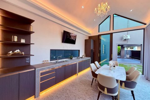 Villa à Pattaya, Thaïlande 4 chambres № 159878 - photo 6