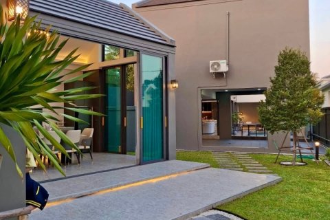 Вилла в Паттайе, Таиланд с 4 спальнями  № 159878 - фото 19