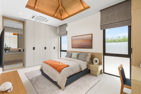 Villa in Phuket, Thailand 2 bedrooms № 152288 - photo 18