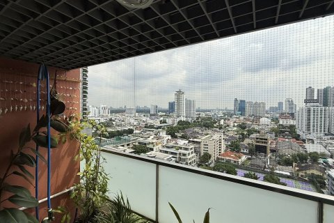 Condo in Yan Nawa, Bangkok, Thailand, 2 bedrooms  № 151431 - photo 4