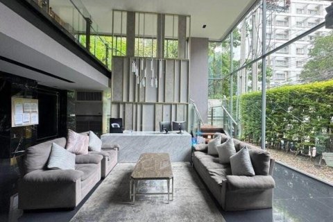 Condo à Khlong Toei, Bangkok, Thaïlande, 2 chambres № 151425 - photo 12