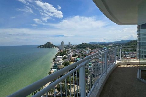 Condo in Hua Hin, Thailand, 2 bedrooms  № 151429 - photo 20