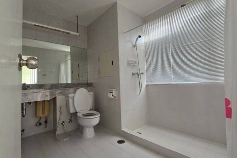 Condo in Hua Hin, Thailand, 2 bedrooms  № 151429 - photo 11