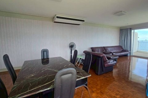 Condo in Hua Hin, Thailand, 2 bedrooms  № 151429 - photo 4