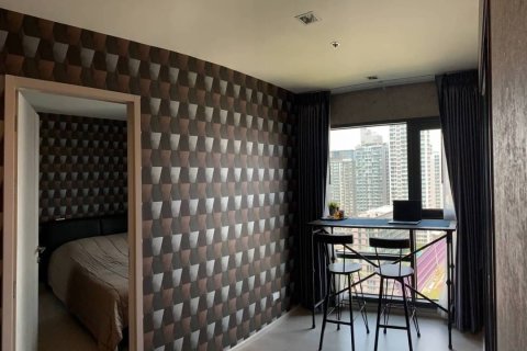 Студия в кондо в Клонг Тоэй, Бангкок, Таиланд № 161939 - фото 6