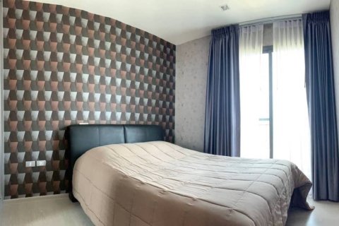 Студия в кондо в Клонг Тоэй, Бангкок, Таиланд № 161939 - фото 2