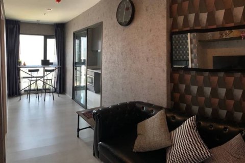 Студия в кондо в Клонг Тоэй, Бангкок, Таиланд № 161939 - фото 3