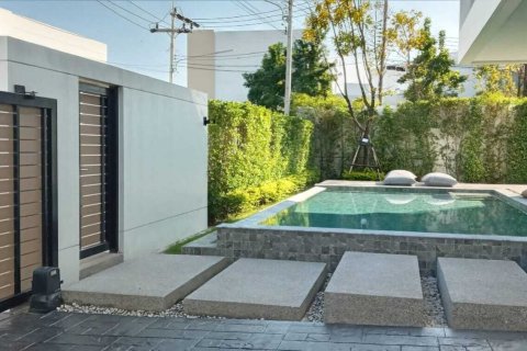 Villa in Phuket, Thailand 3 bedrooms № 161941 - photo 8