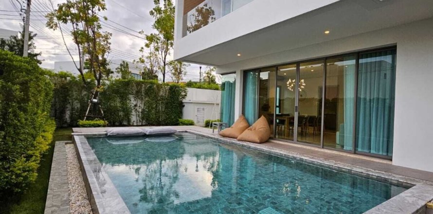 Villa in Phuket, Thailand 3 bedrooms № 161941