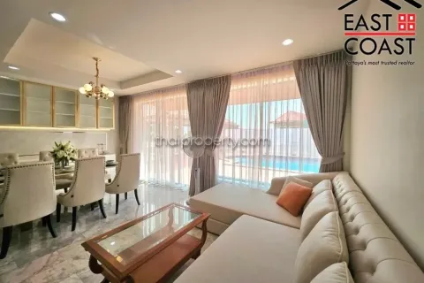 Casa de 4 dormitorios en Pattaya, Tailandia № 213183 - foto 8