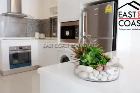 Condominio de 2 dormitorios en Pattaya, Tailandia № 213181 - foto 2