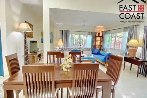 Casa de 3 dormitorios en Pattaya, Tailandia № 213182 - foto 11