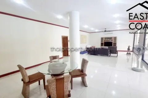 Casa de 3 dormitorios en Pattaya, Tailandia № 213179 - foto 8