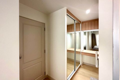 Кондоминиум с 2 спальнями в Чатучаке, Бангкок, Таиланд № 140902 - фото 8