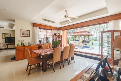 House in Bang Tao, Thailand 5 bedrooms № 202275 - photo 6