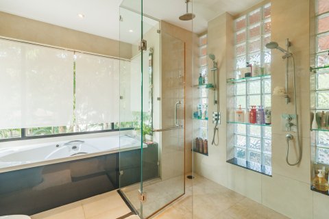 House in Bang Tao, Thailand 5 bedrooms № 202275 - photo 27