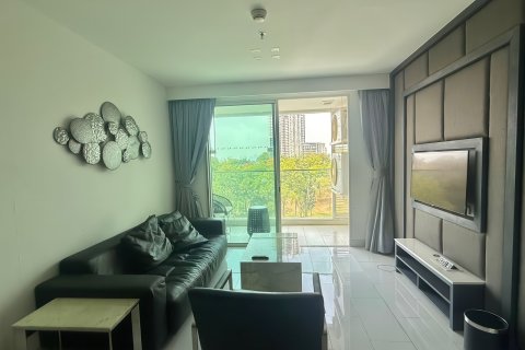 Apartment in Pattaya, Thailand 2 bedrooms № 178876 - photo 2