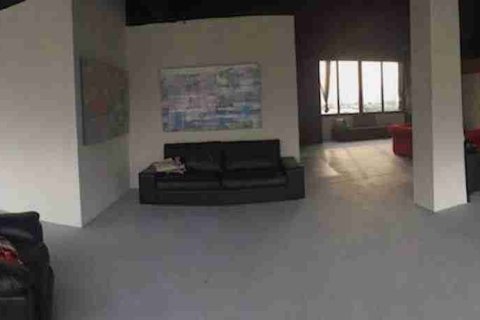Condo in Bangkok, Thailand, 1 bedroom  № 183125 - photo 2