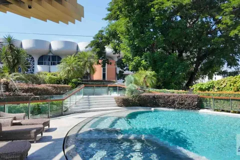 Eigentumswohnung in Watthana, Bangkok, Thailand, 2 Schlafzimmer  № 220208 - Foto 18