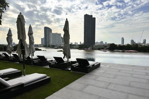 Condo in Bangkok, Thailand, 3 bedrooms  № 180444 - photo 28