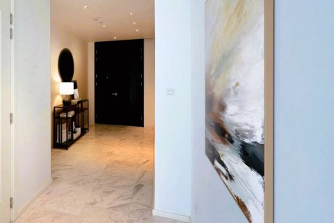 Condo in Bangkok, Thailand, 3 bedrooms  № 180444 - photo 20