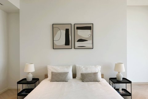 Condo in Bangkok, Thailand, 3 bedrooms  № 180444 - photo 10