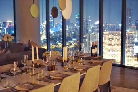 Condo in Bangkok, Thailand, 3 bedrooms  № 180448 - photo 17