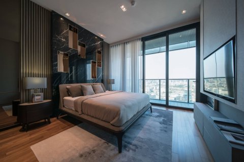 Condo in Bangkok, Thailand, 3 bedrooms  № 180448 - photo 12