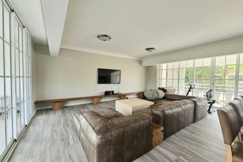 Кондоминиум с 4 спальнями в Хуа Хине, Таиланд № 119027 - фото 3