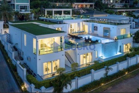 Maison à Pattaya, Thaïlande 7 chambres № 196250
