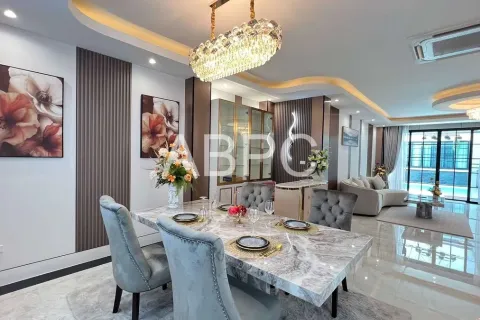 Casa de 3 dormitorios en Pattaya, Tailandia № 211595 - foto 11