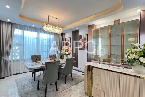 Casa de 3 dormitorios en Pattaya, Tailandia № 211595 - foto 12