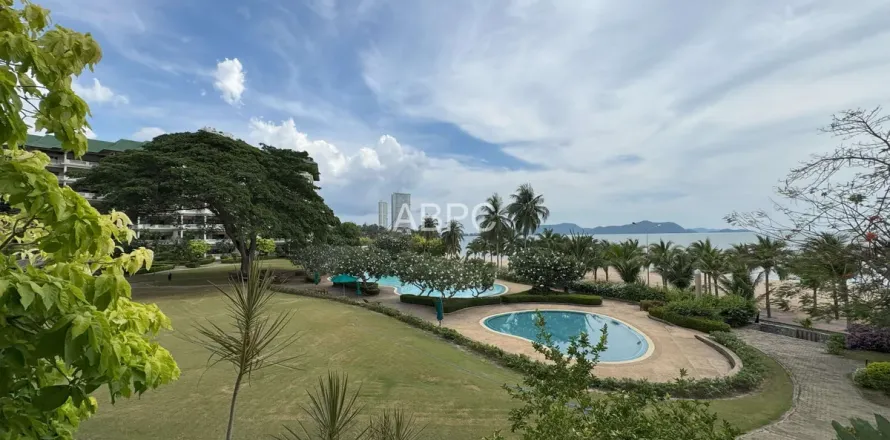 Condominio de 2 dormitorios en Pattaya, Tailandia № 211591