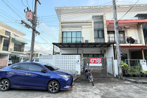 Таунхаус в Пхукете, Таиланд с 4 спальнями  № 151672 - фото 1