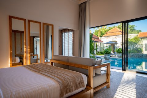 Villa in Phuket, Thailand 4 bedrooms № 151674 - photo 22