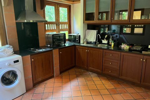 Villa in Kathu, Thailand 3 bedrooms № 151669 - photo 4