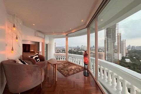 Condo in Pattaya, Thailand, 2 bedrooms  № 151671 - photo 22