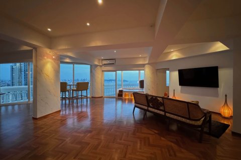 Condo in Pattaya, Thailand, 2 bedrooms  № 151671 - photo 5