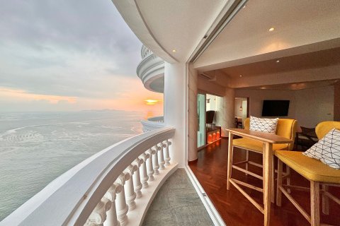 Condo in Pattaya, Thailand, 2 bedrooms  № 151671 - photo 23
