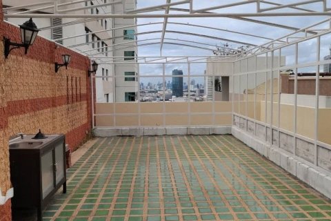 Condo à Yan Nawa, Bangkok, Thaïlande, 2 chambres № 161818 - photo 7