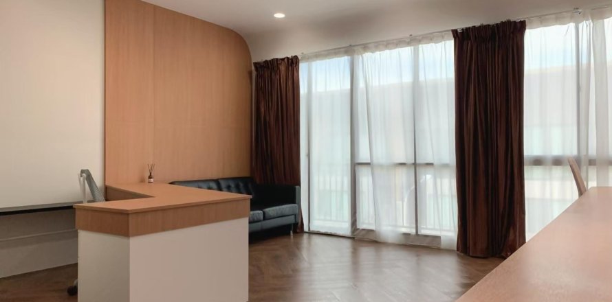 Townhouse à Khan Na Yao, Bangkok, Thaïlande 4 chambres № 161815