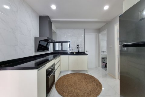 Villa in Phuket, Thailand 3 bedrooms № 149830 - photo 20