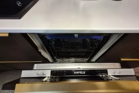 Condo in Hua Hin, Thailand, 2 bedrooms  № 137246 - photo 9