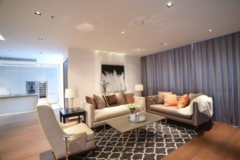 Condo à Watthana, Bangkok, Thaïlande, 2 chambres  № 137356 - photo 11