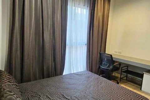 Кондоминиум с 2 спальнями в Кхлонг Сане, Бангкок, Таиланд № 137245 - фото 11