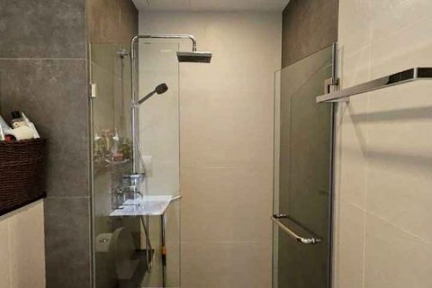 Кондоминиум с 2 спальнями в Кхлонг Сане, Бангкок, Таиланд № 137245 - фото 7