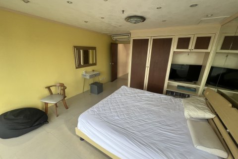 Studio dans le Condo à Watthana, Bangkok, Thaïlande  № 152754 - photo 3